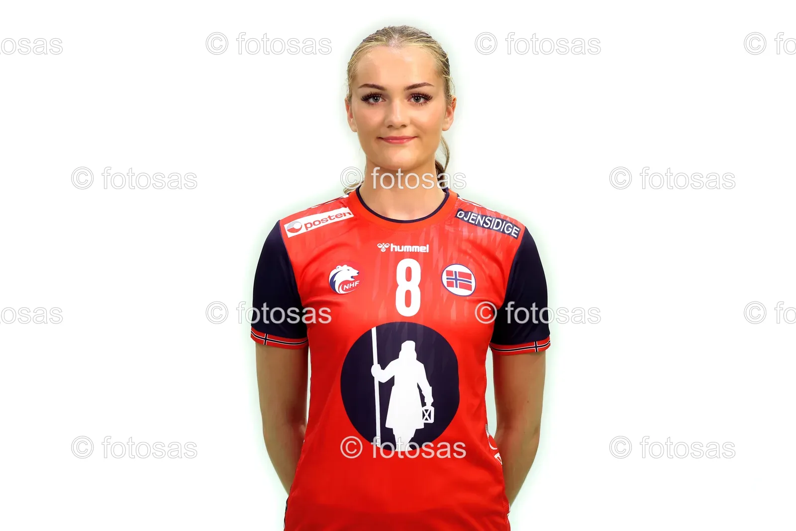 2025 Marie Lutro Allison LK08 EM.jpg