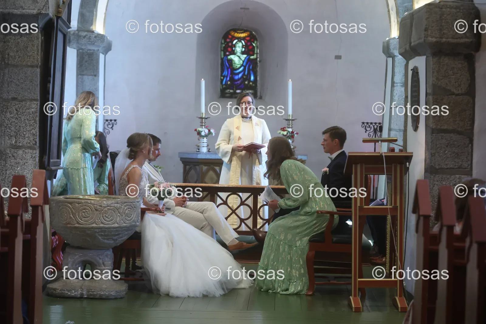 25VF233.JPG